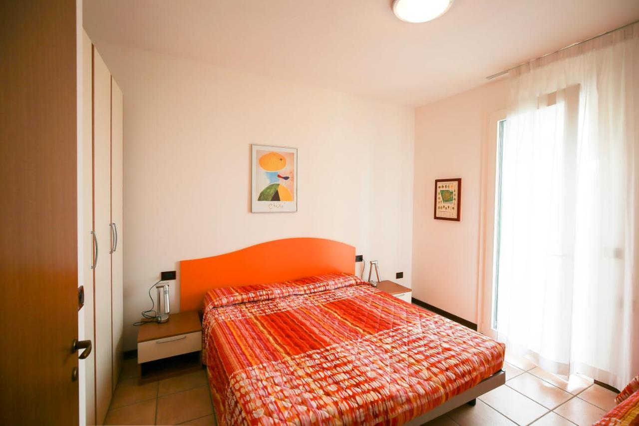 קאורלה Altanea Apartments Con Piscina מראה חיצוני תמונה